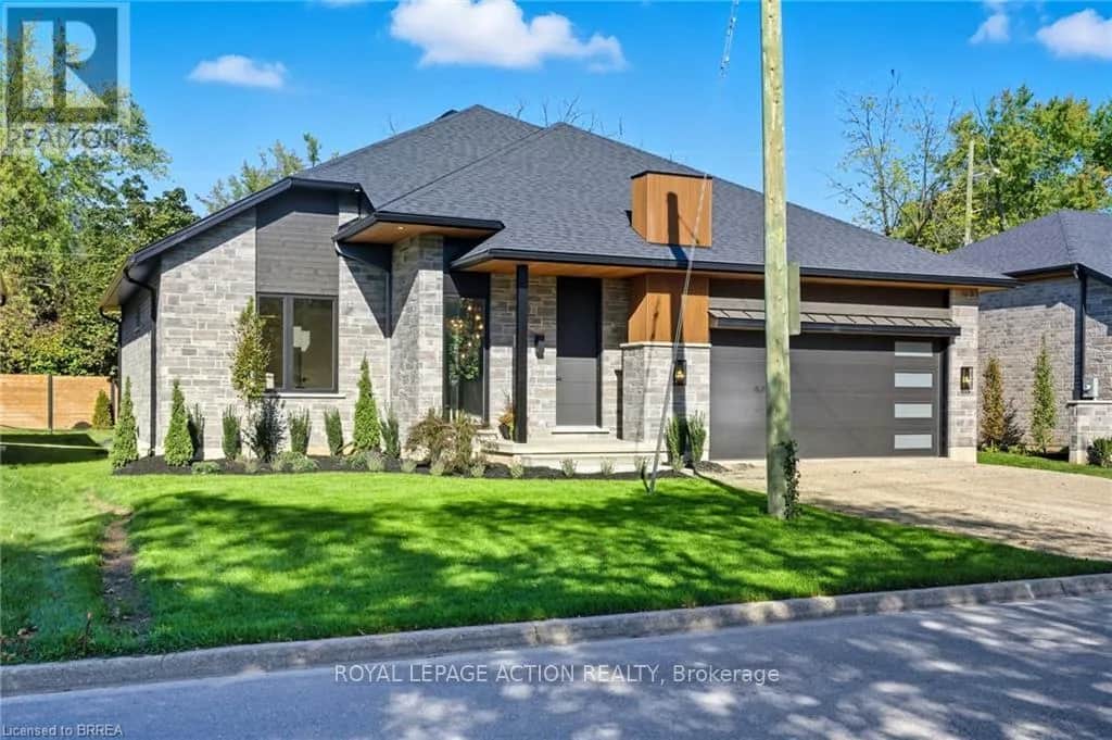 141 PARKSIDE DRIVE