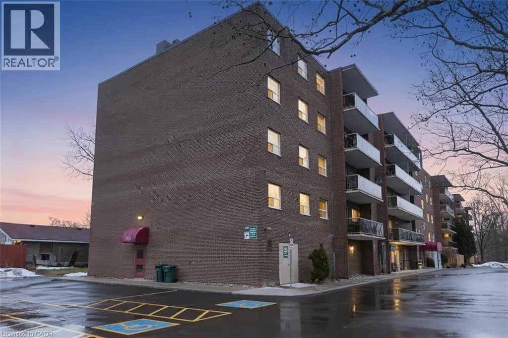 793 COLBORNE Street Unit# 205