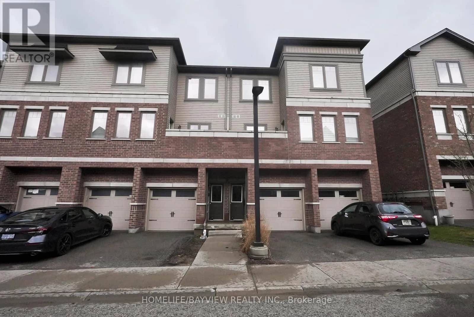 B1 - 70 WILLOWRUN DRIVE