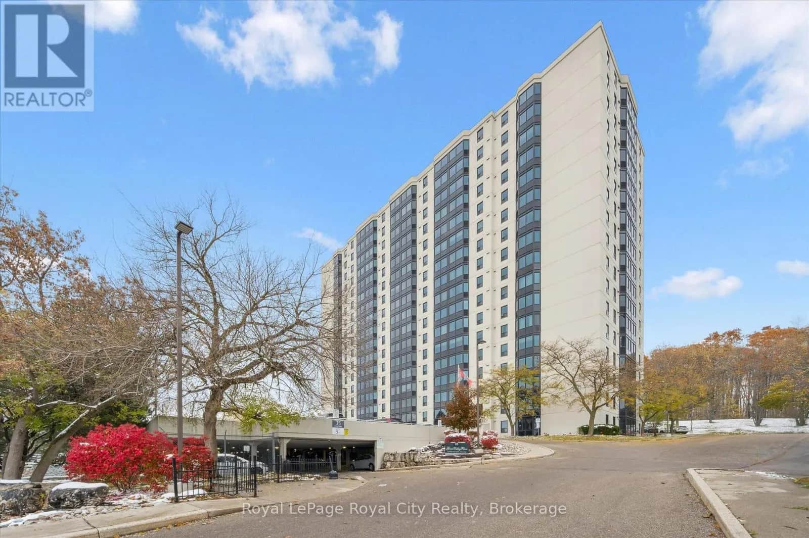 1410 - 35 GREEN VALLEY DRIVE