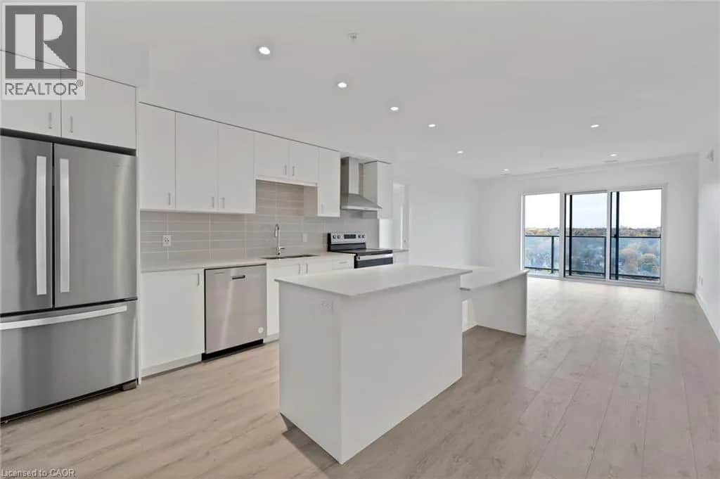 15 GLEBE Street Unit# 1904