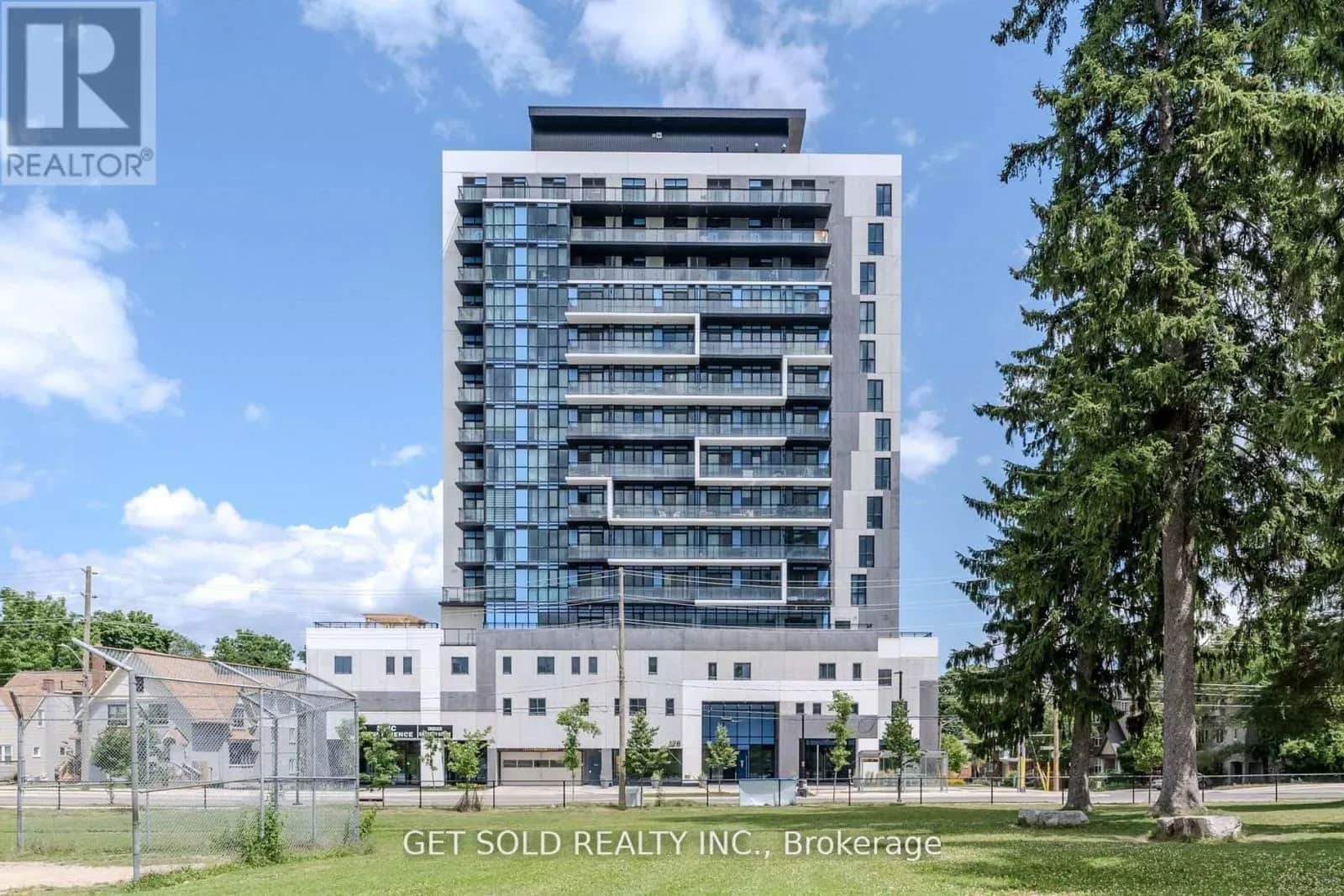 1105 - 128 KING STREET N