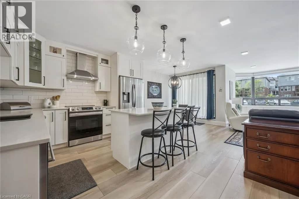 688 PRESTON Parkway Unit# 101