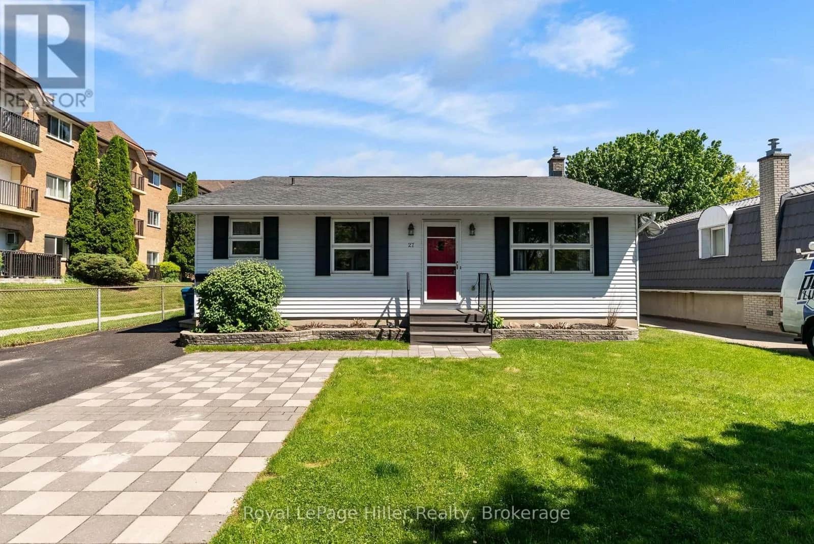 27 GREENWOOD DRIVE