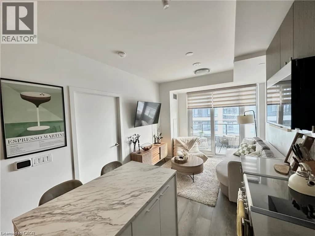15 WELLINGTON Street S Unit# 1114