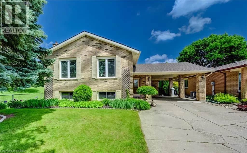 180 BALMORAL Drive