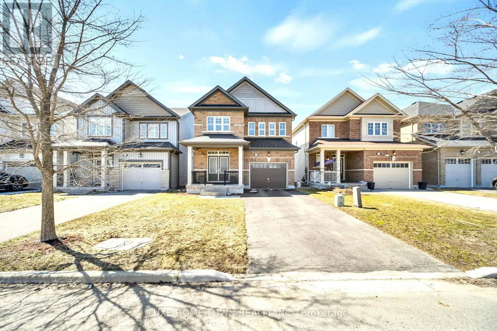 19 FINDLAY WAY