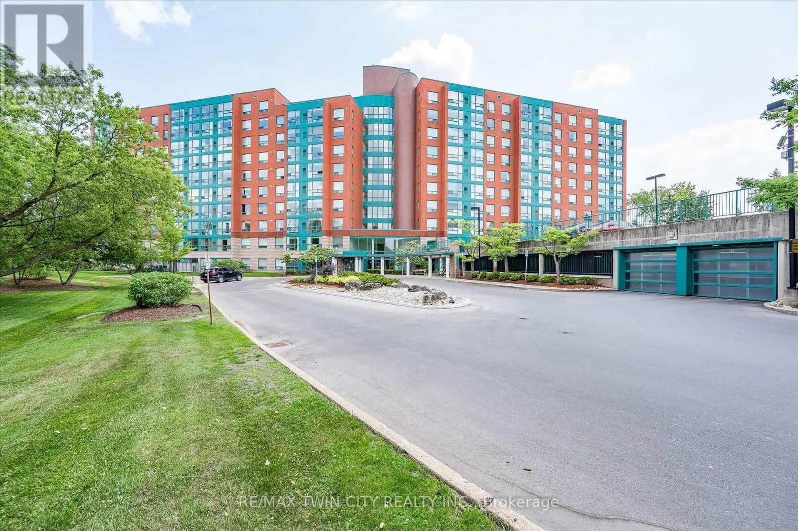 514 - 55 BLUE SPRINGS DRIVE