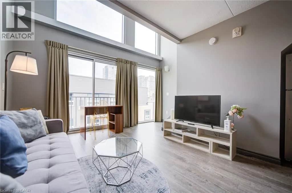 321 SPRUCE Street Unit# 710
