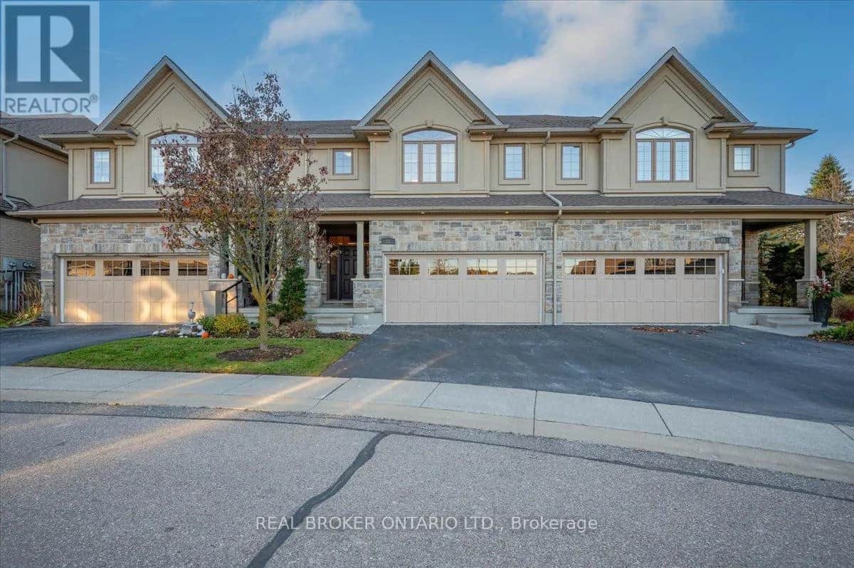 22 - 435 WINCHESTER DRIVE