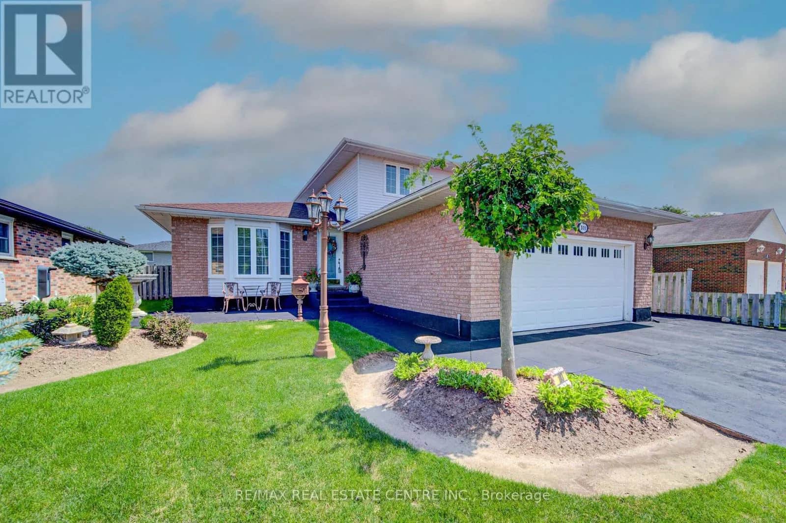 103 SOUTHWOOD DRIVE