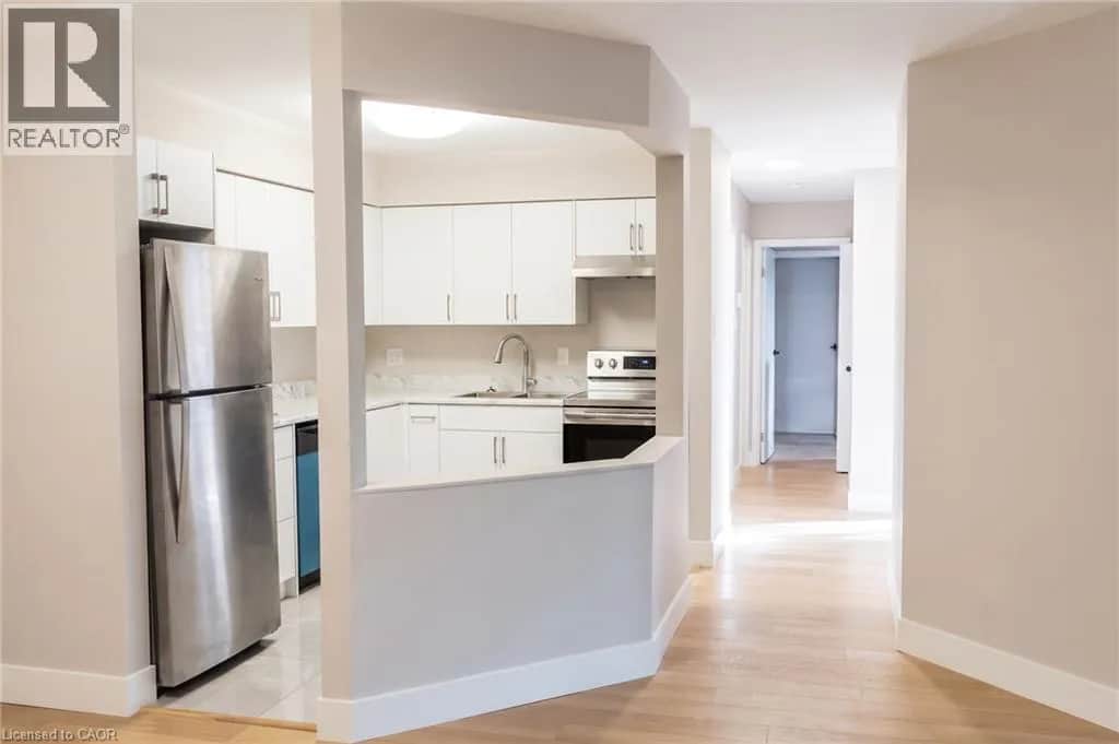 3085 KINGSWAY Drive Unit# 22
