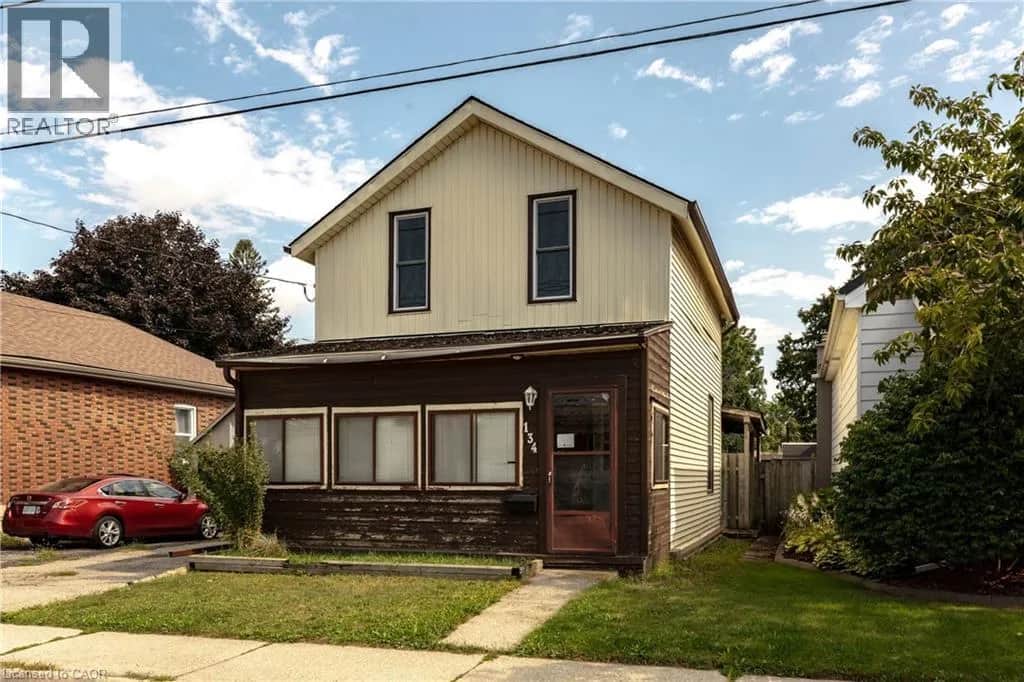 134 CATHARINE Avenue