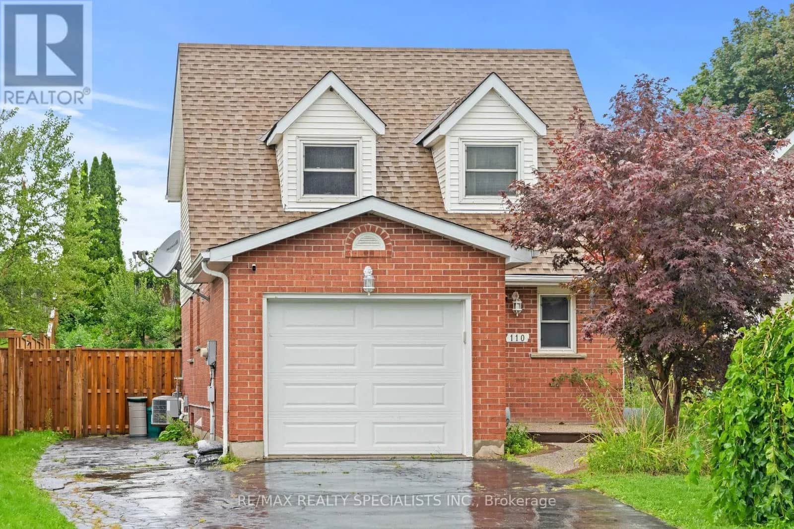 110 STEELES CRESCENT