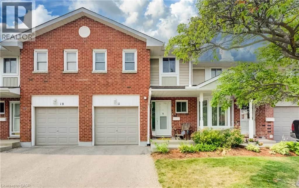 210 HIGHLAND Crescent Unit# 11