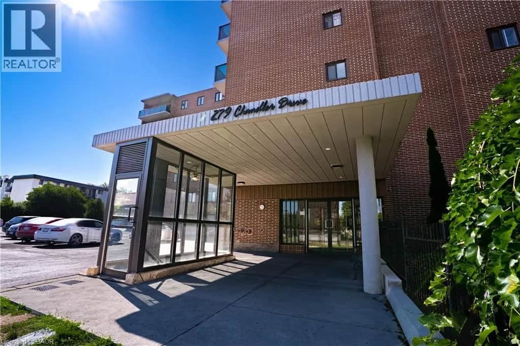 279 CHANDLER Drive Unit# 203