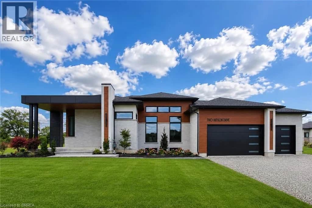 2 HUDSON Drive