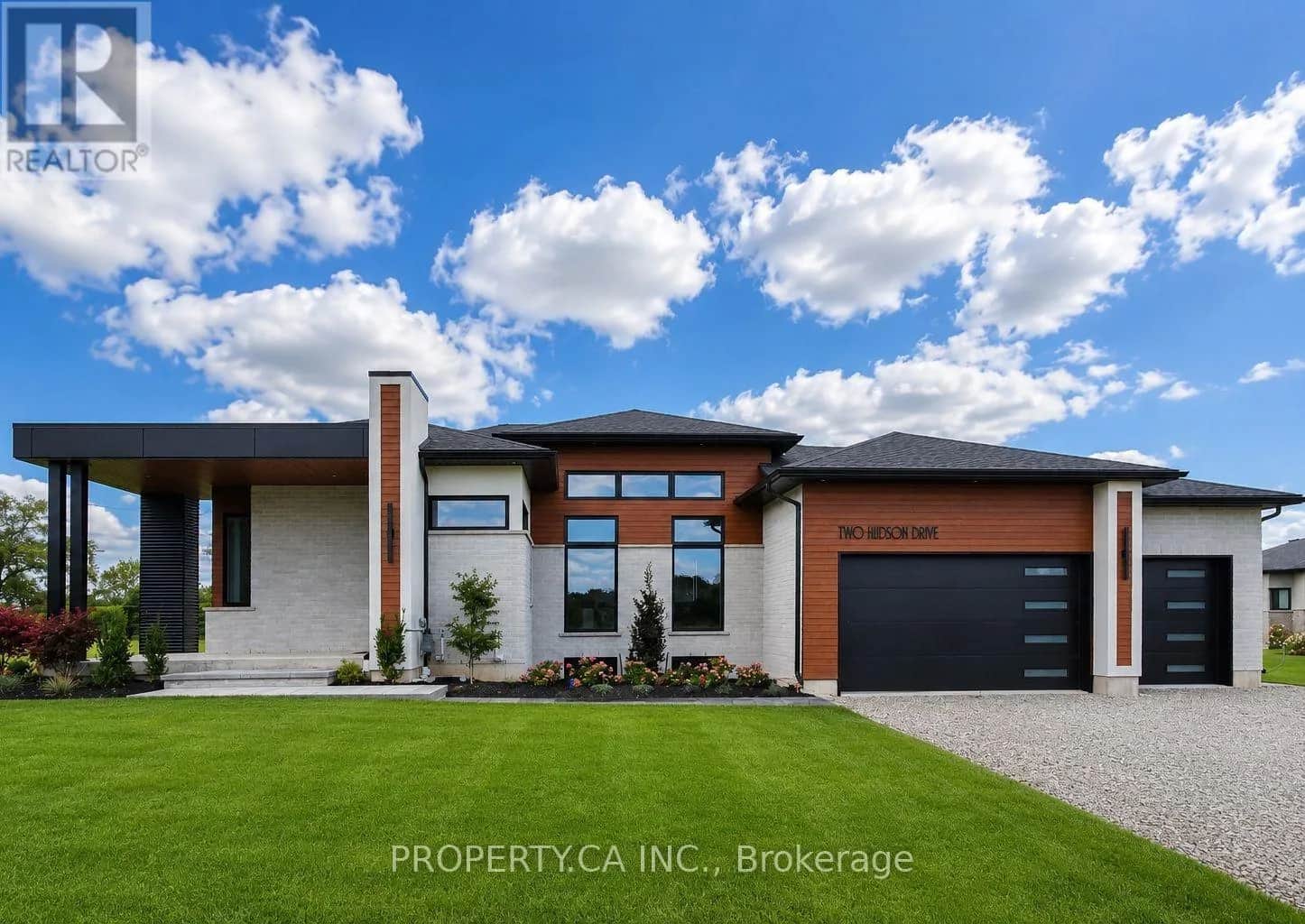 2 HUDSON DRIVE