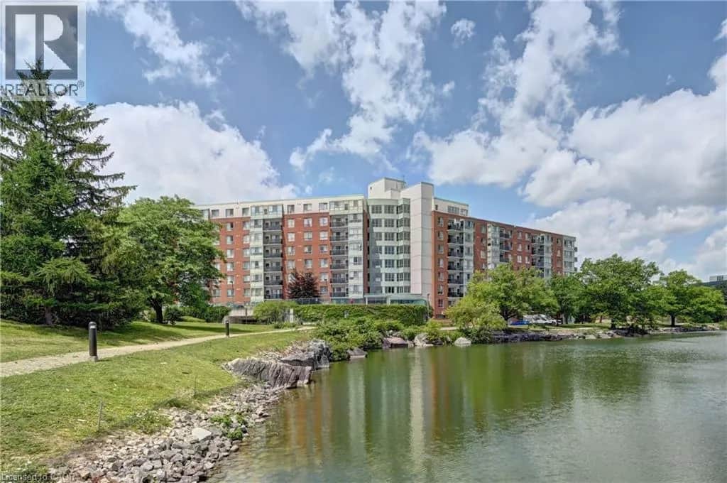 30 BLUE SPRINGS Drive Unit# 305