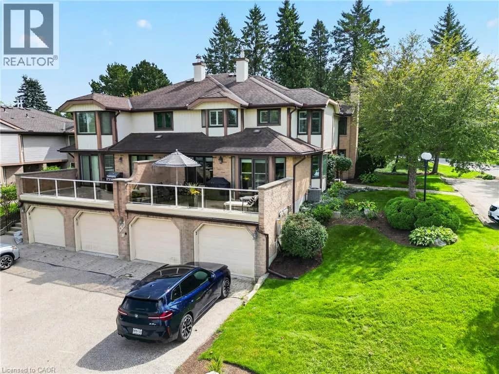 406 CRAIGLEITH Drive Unit# 1