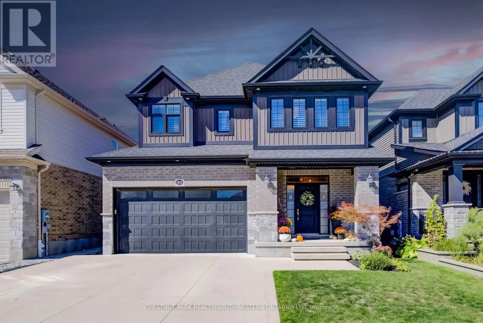 35 GREYHAWK STREET