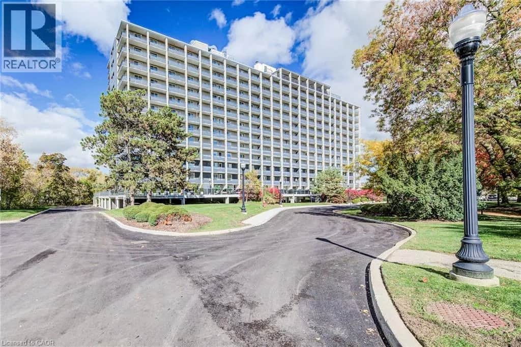 58 BRIDGEPORT Road E Unit# 505