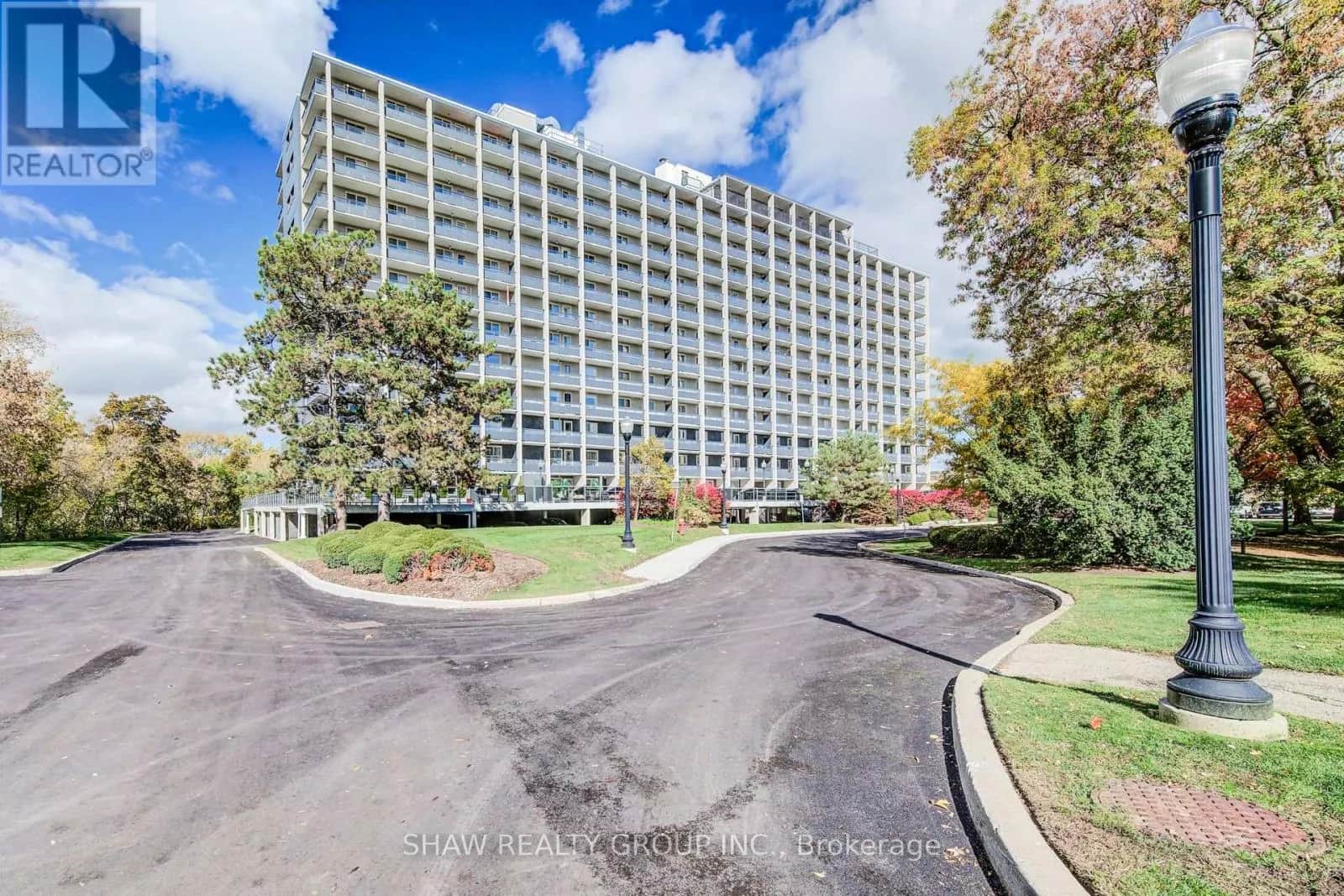 505 - 58 BRIDGEPORT ROAD