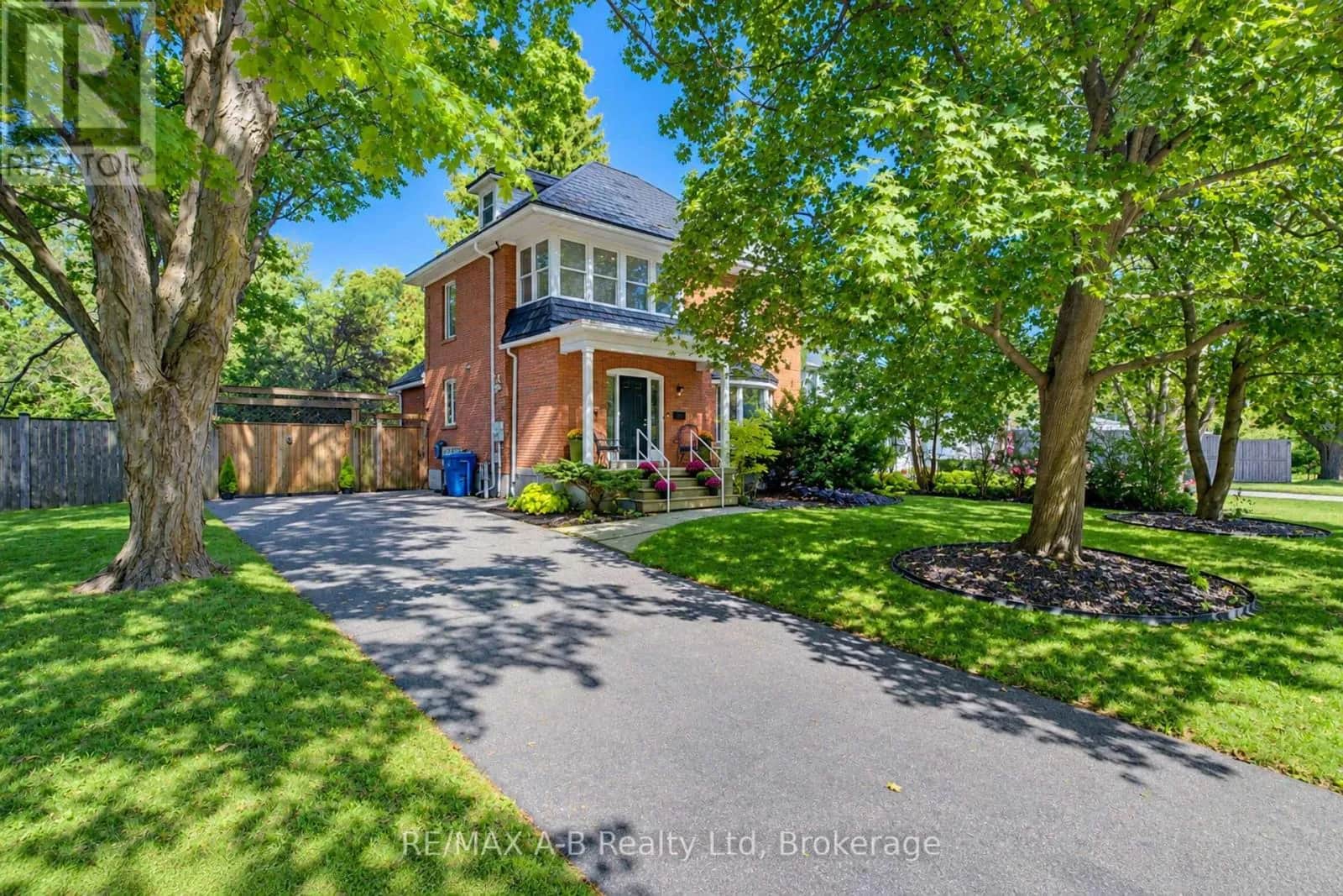 204 DELAMERE AVENUE