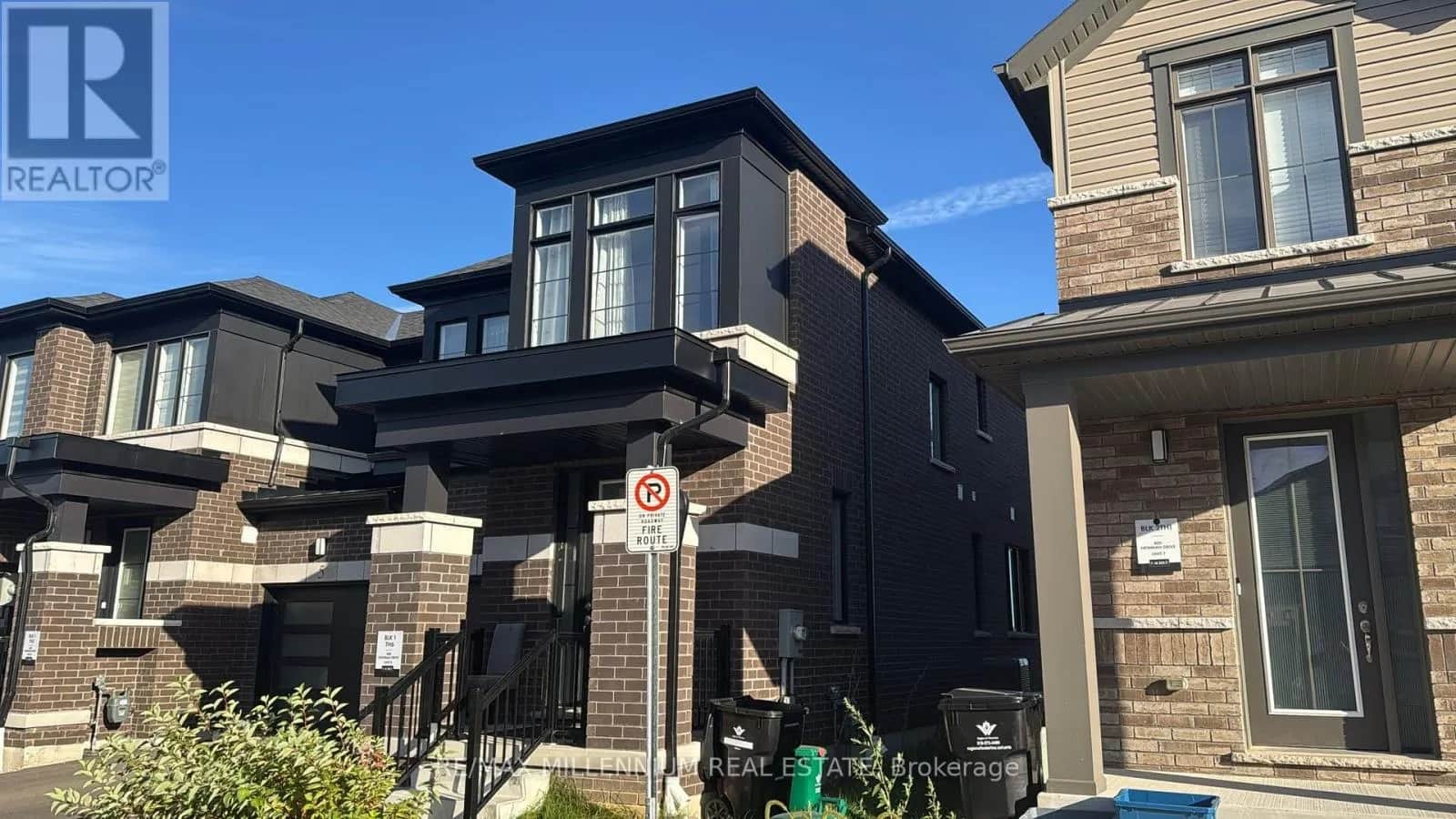 6 - 400 NEWMAN DRIVE