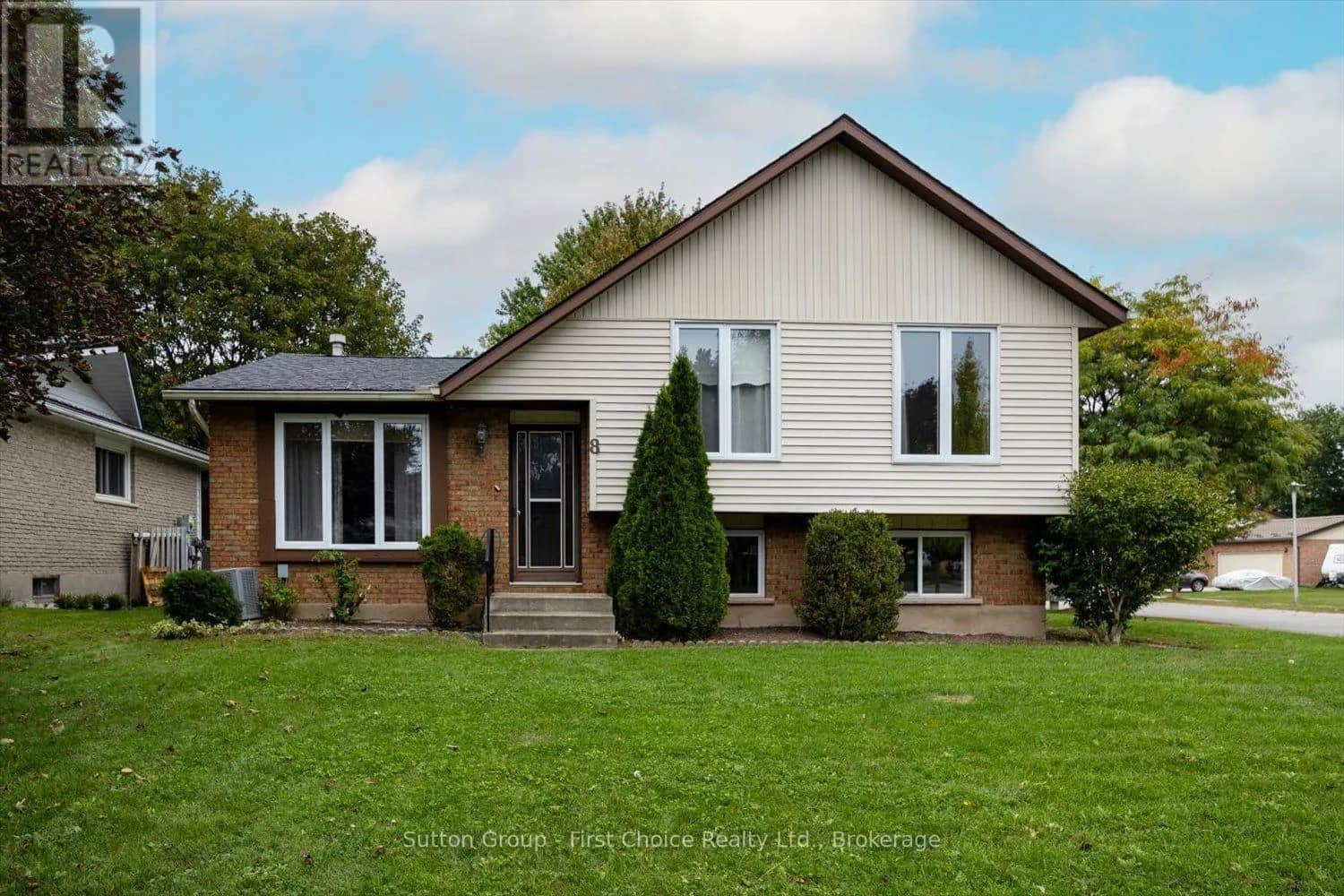 8 SARGINT STREET