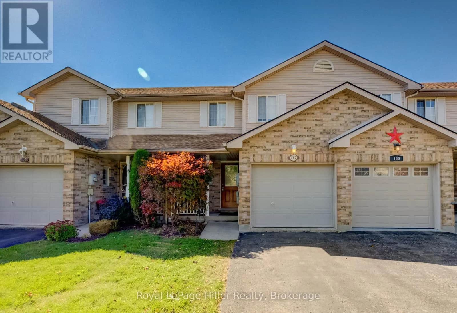 162 ATHLONE CRESCENT