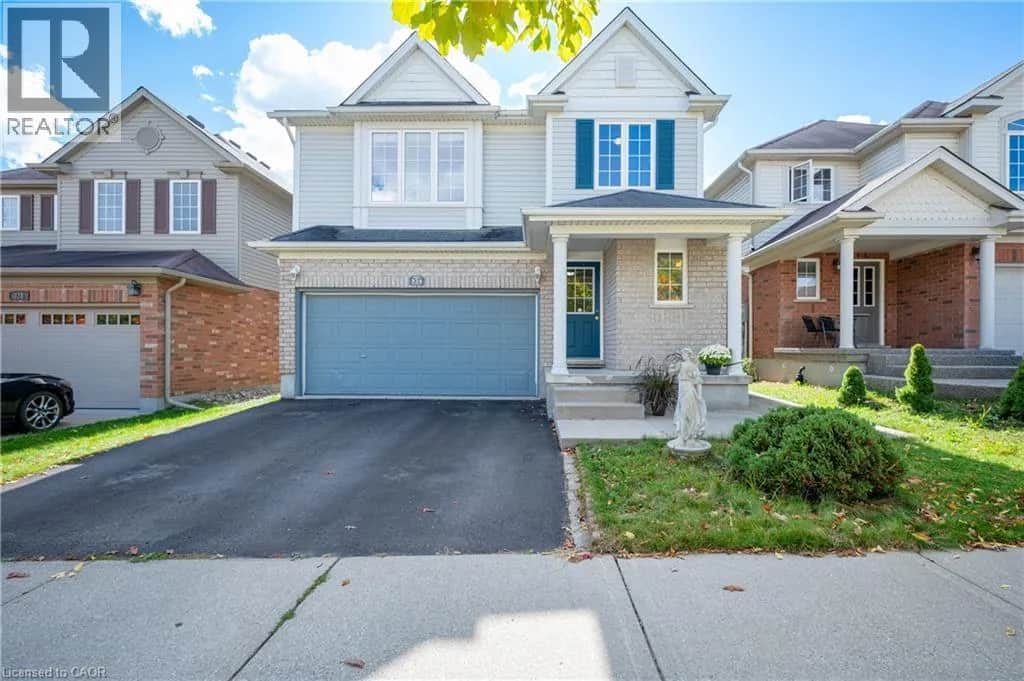 324 BEAUMONT Crescent