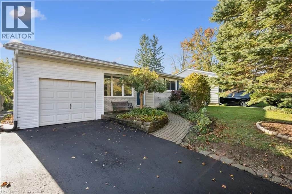259 THORNCREST Drive