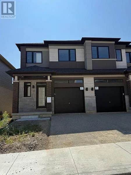 79 - 660 COLBORNE STREET W