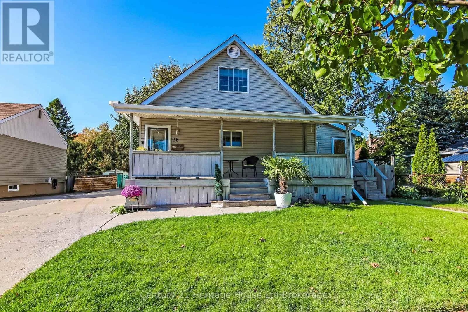 36 ALEXANDER DRIVE
