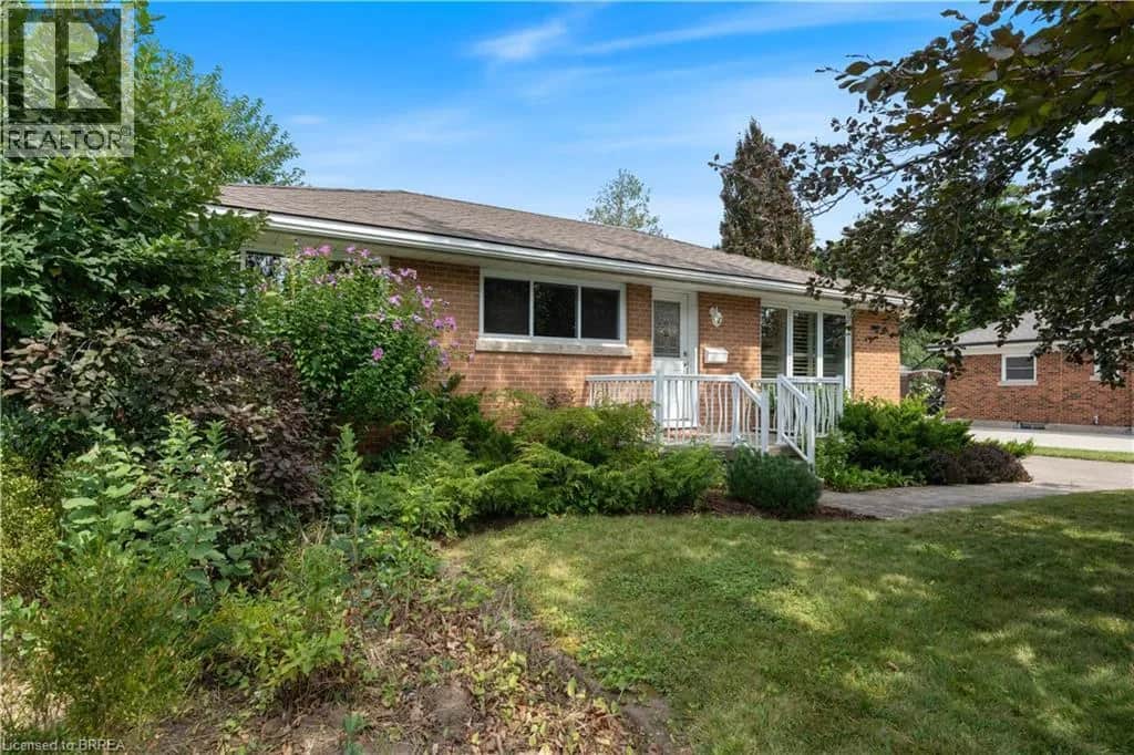 25 WAYNE Drive