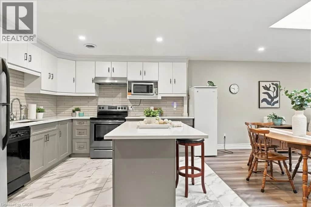 200 RIVER Street Unit# 405