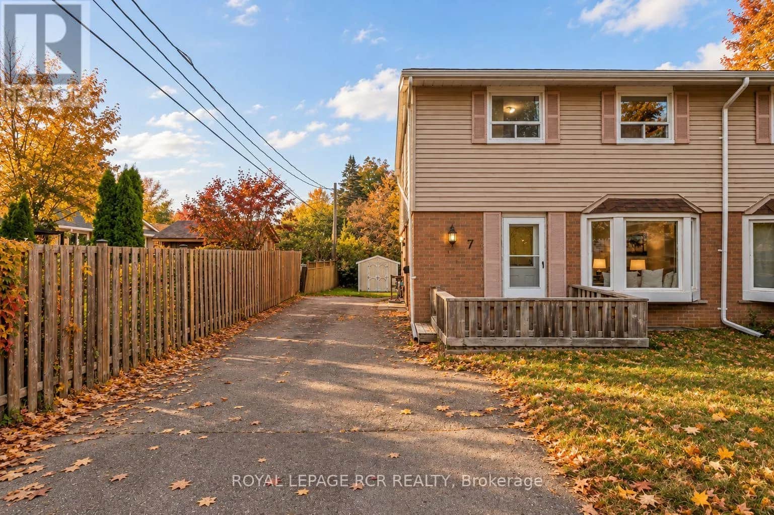7 CARDWELL STREET