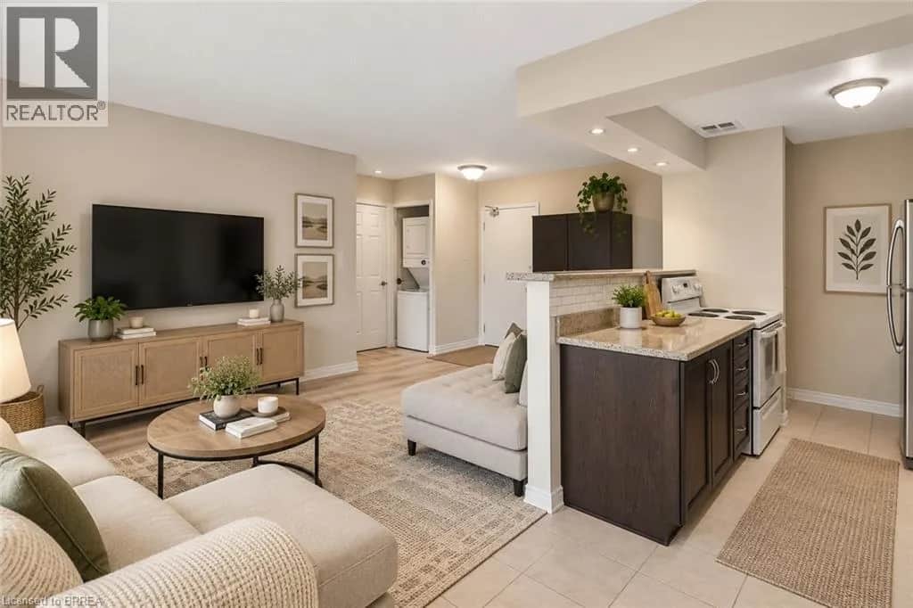 793 COLBORNE Street E Unit# 104