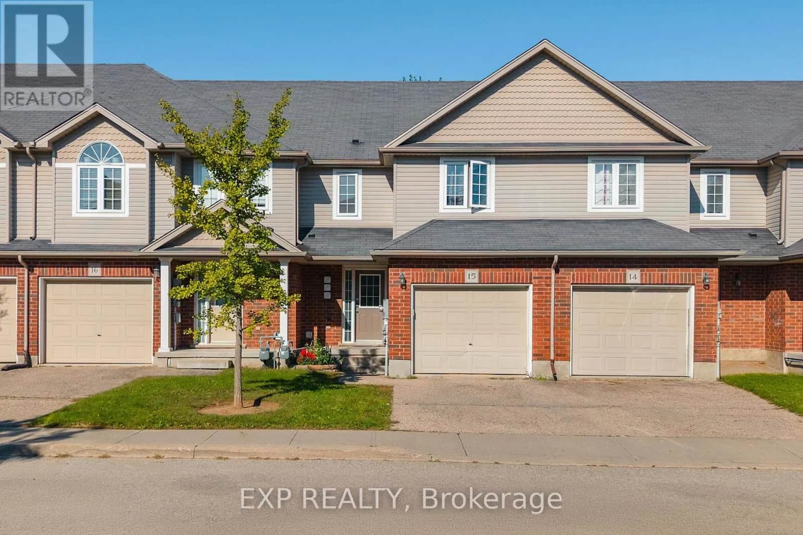 15 - 468 DOON DRIVE S