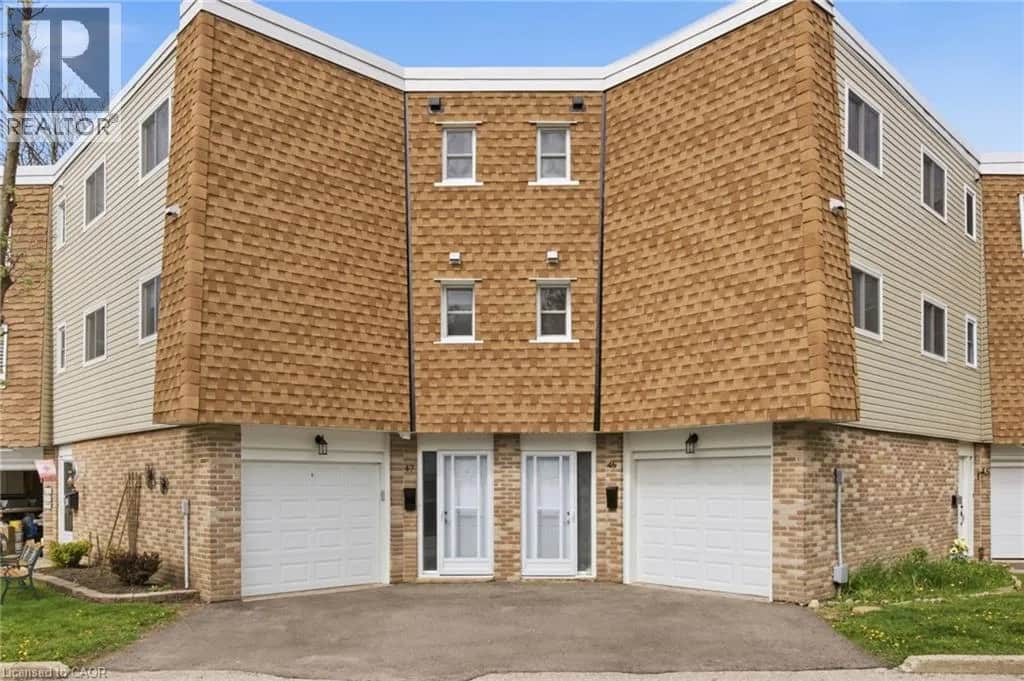 60 ELMSDALE Drive Unit# 46