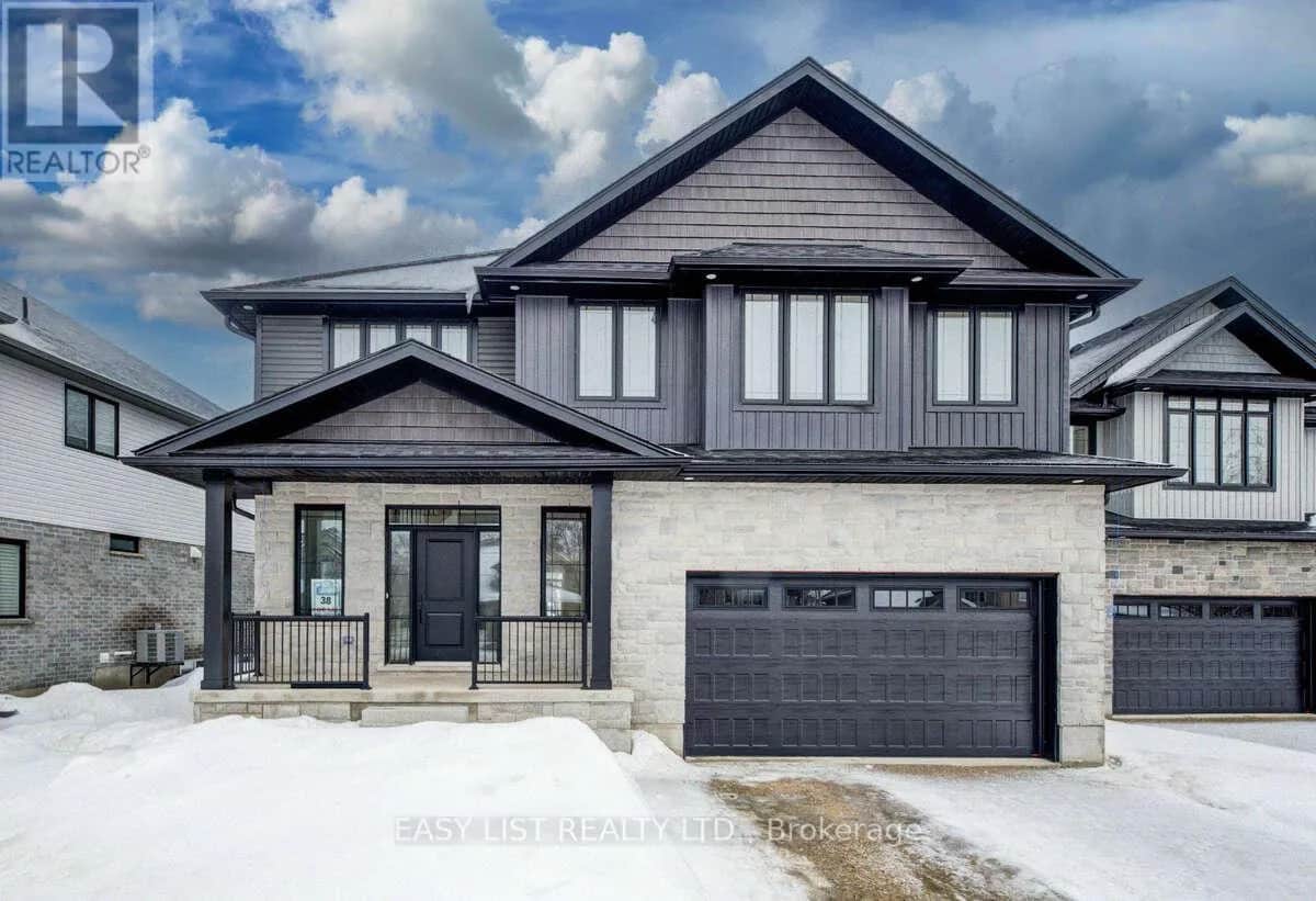 487 BLACK STREET