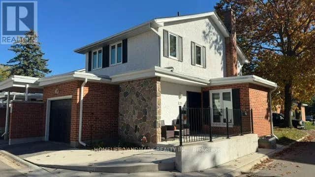 4 - 423 KEATS WAY