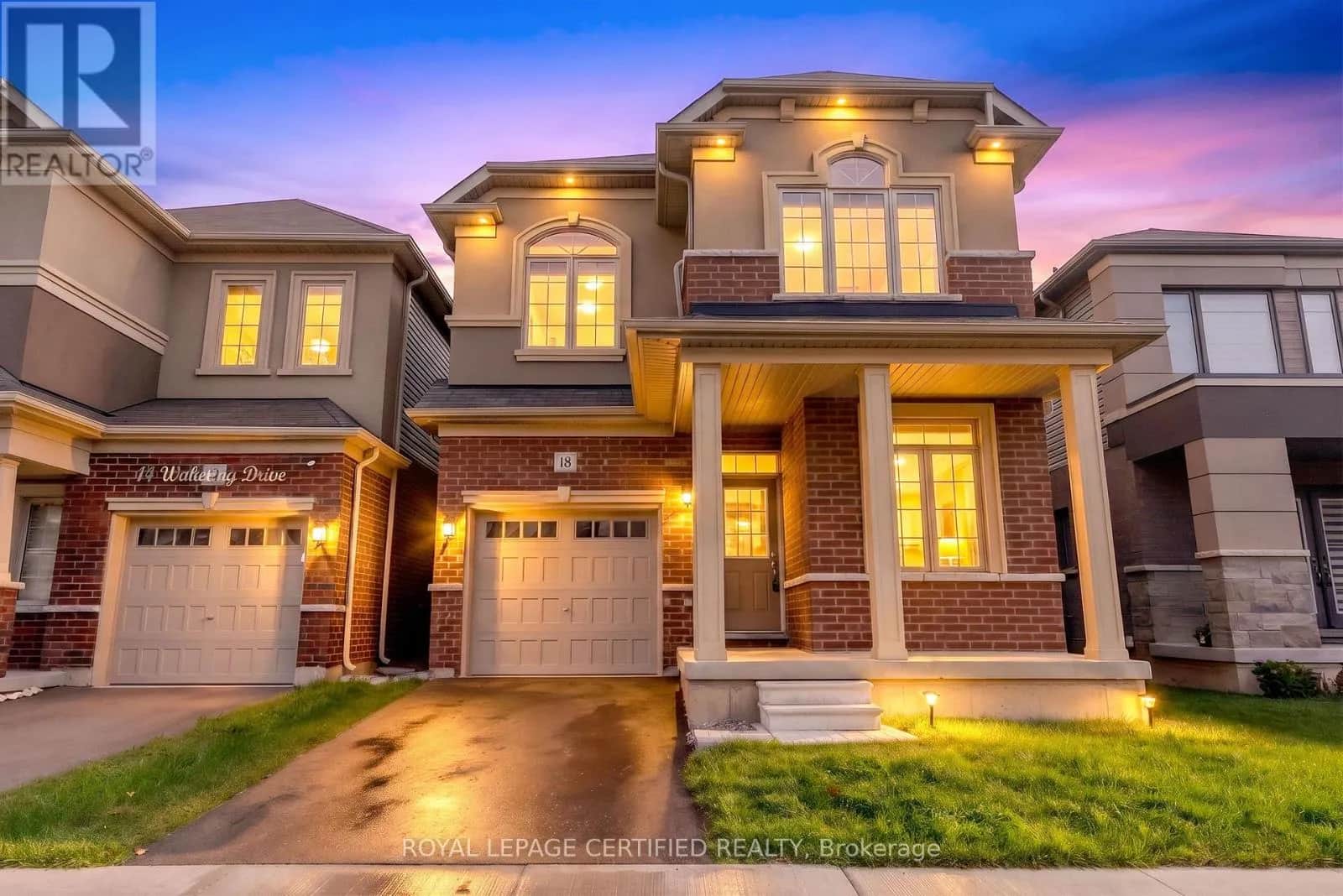18 WAKELING DRIVE