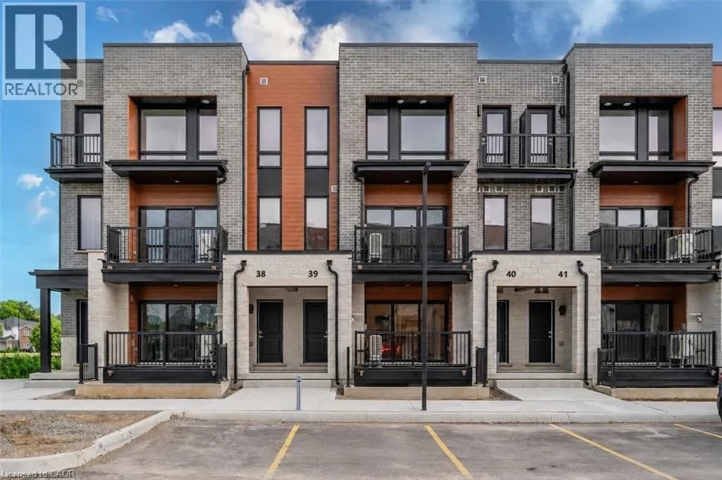 525 ERINBROOK Drive Unit# B039 — photo 1 of 50