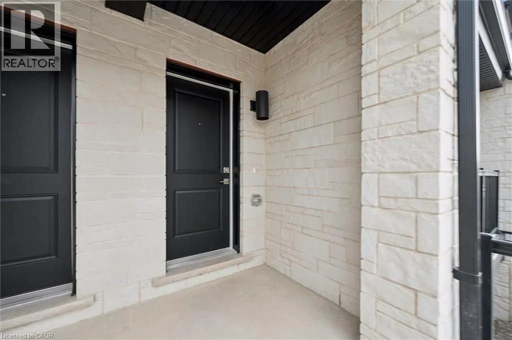 525 ERINBROOK Drive Unit# B039 — photo 5 of 50