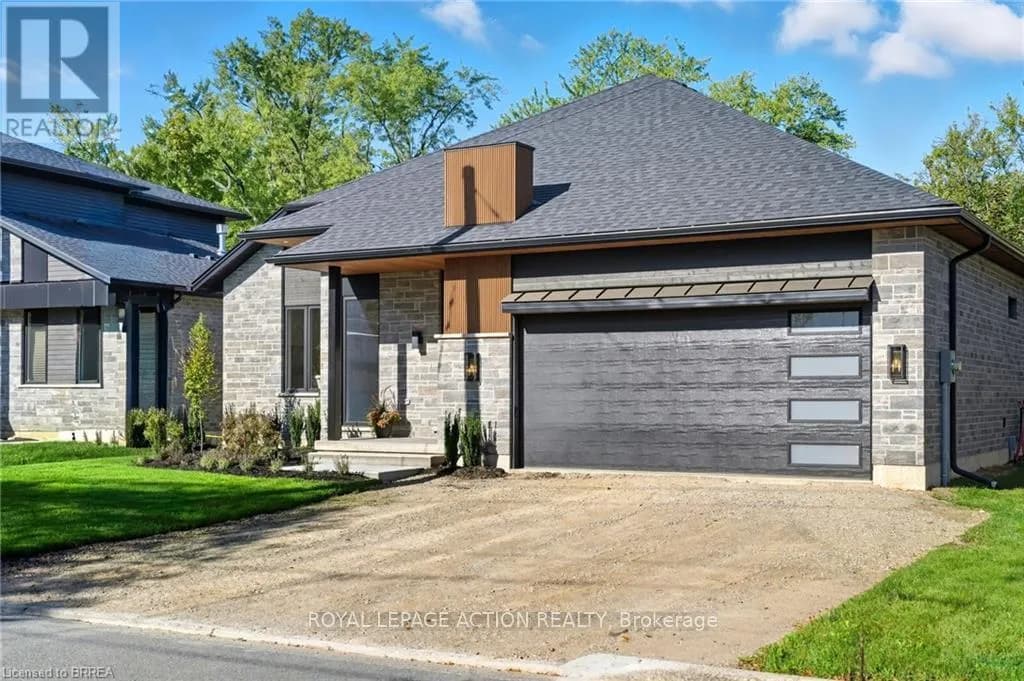 141 PARKSIDE DRIVE — photo 3 of 43