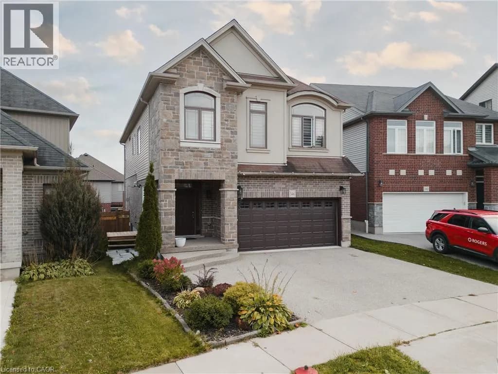 346 MOORLANDS Crescent — photo 1 of 44