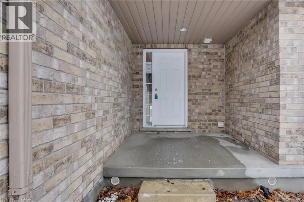 310 FALLOWFIELD Drive — photo 2 of 23