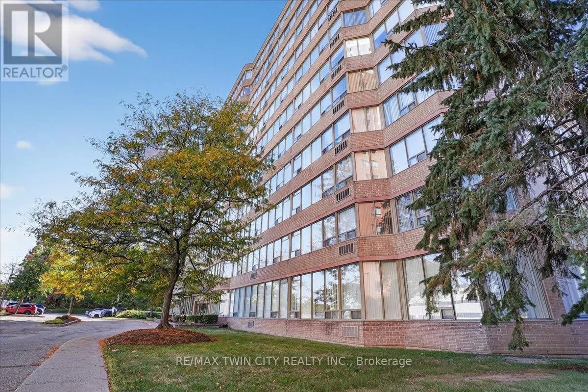 506 - 3227 KING STREET E — photo 4 of 50